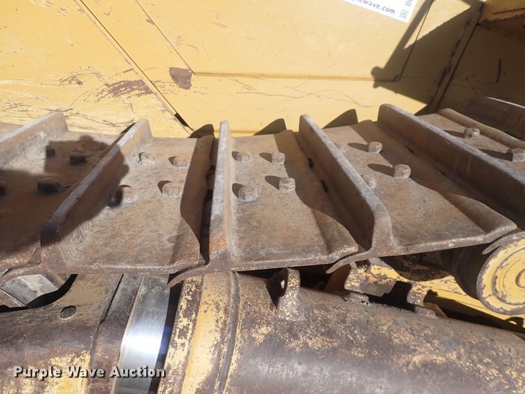 image for item DQ4873 2015 Caterpillar D6T XL  dozer