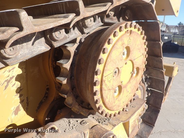 image for item DQ4873 2015 Caterpillar D6T XL  dozer