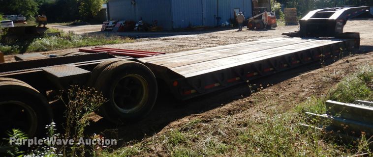 image for item DR0547 1989 Eager Beaver 60GSL  lowboy equipment trailer