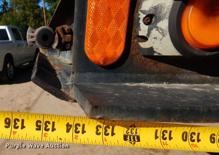 image for item DR0547 1989 Eager Beaver 60GSL  lowboy equipment trailer