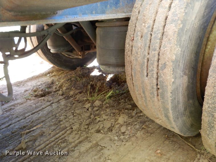 image for item DR0547 1989 Eager Beaver 60GSL  lowboy equipment trailer