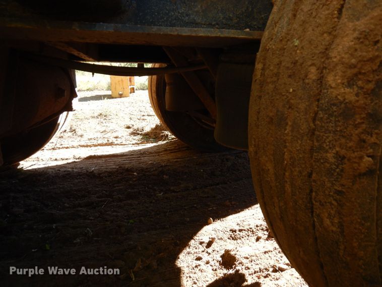 image for item DR0547 1989 Eager Beaver 60GSL  lowboy equipment trailer