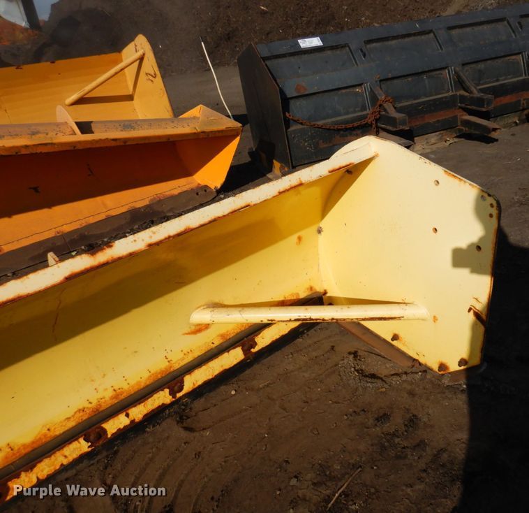 image for item DR0564 Snow Wolf  120"W skid steer snow pusher