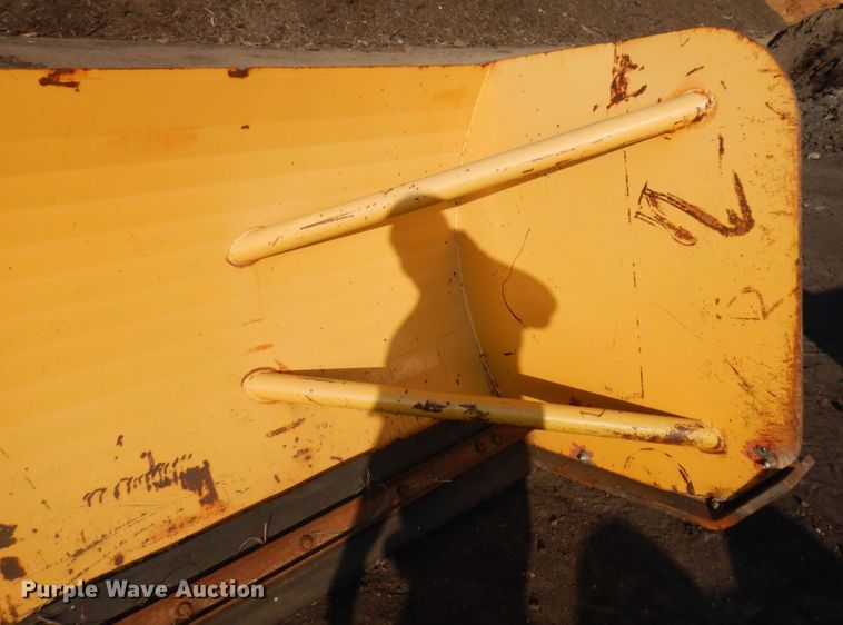 image for item DR0566 186"W snow pusher