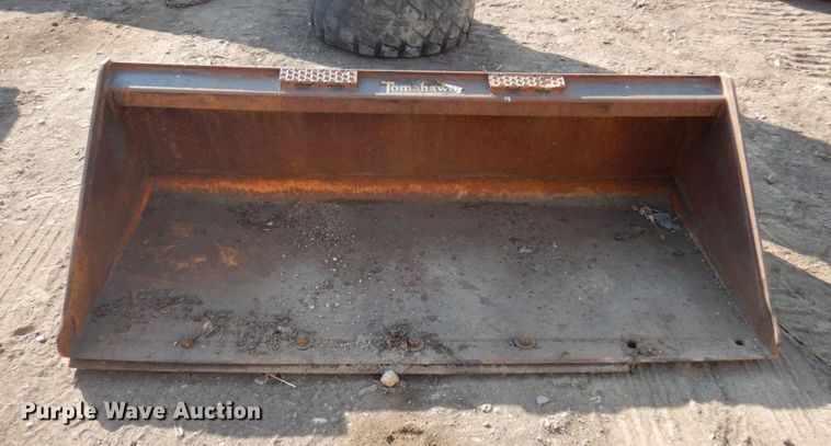 image for item DR0567 Tomahawk  66"W skid steer bucket