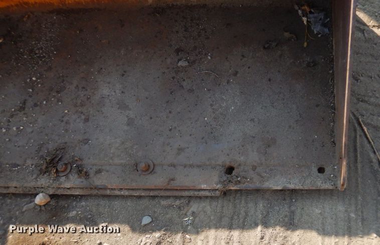 image for item DR0567 Tomahawk  66"W skid steer bucket