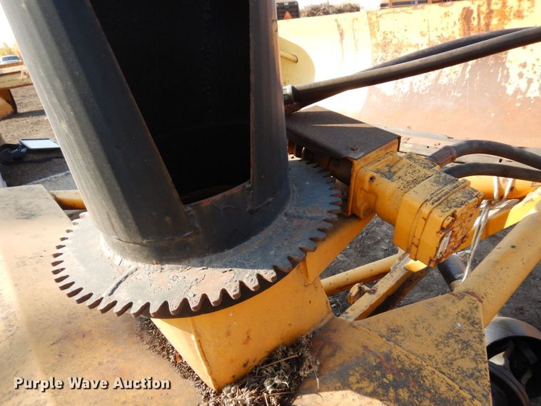 image for item DR0568 Lorenz  8'W snow blower