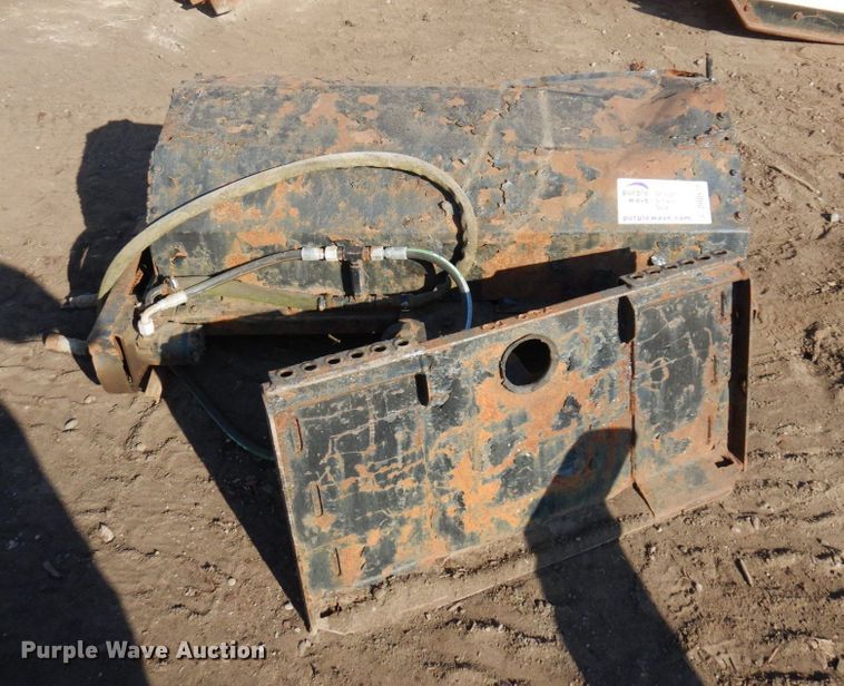 image for item DR0571 51"W skid steer broom