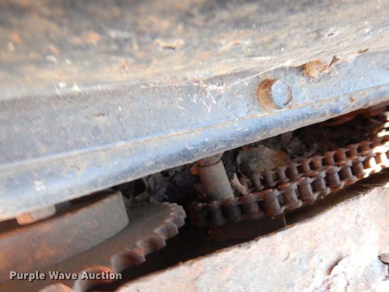 image for item DR0571 51"W skid steer broom