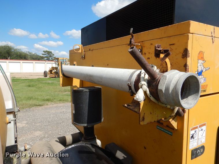 image for item DR2043 2011 Vermeer ML V500LE-HD  vacuum excavator