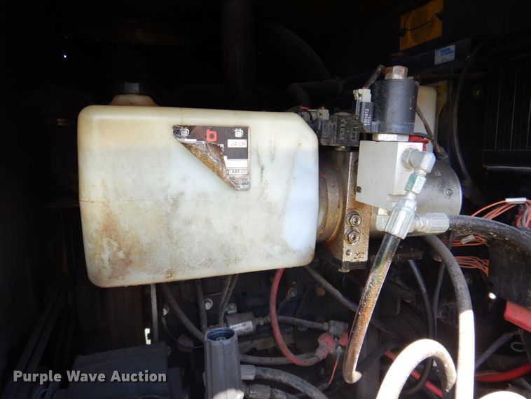 image for item DR2043 2011 Vermeer ML V500LE-HD  vacuum excavator