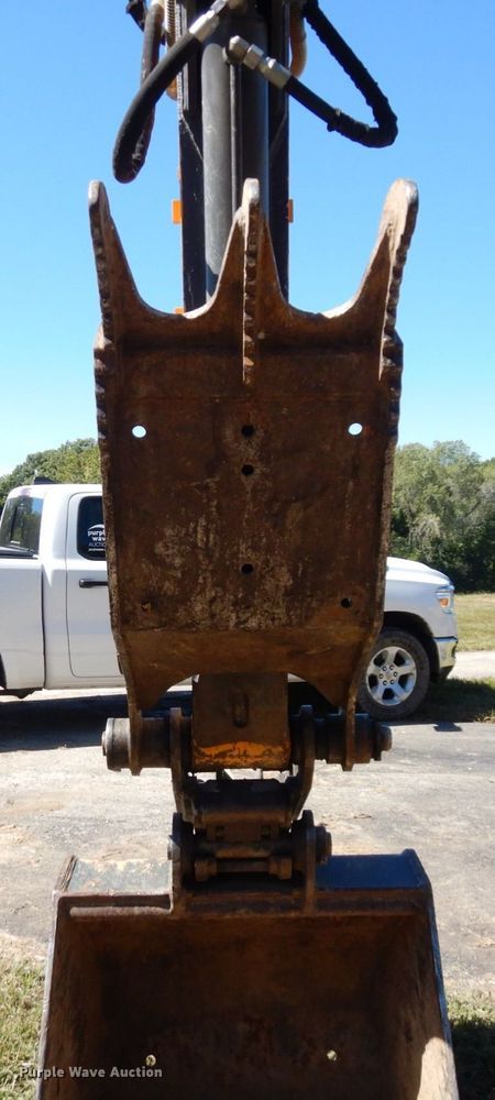 image for item DS1417 2014 Hyundai Robex 140LC-9A  excavator