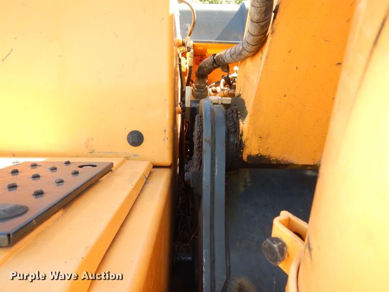 image for item DS1417 2014 Hyundai Robex 140LC-9A  excavator