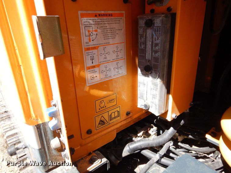 image for item DS1417 2014 Hyundai Robex 140LC-9A  excavator