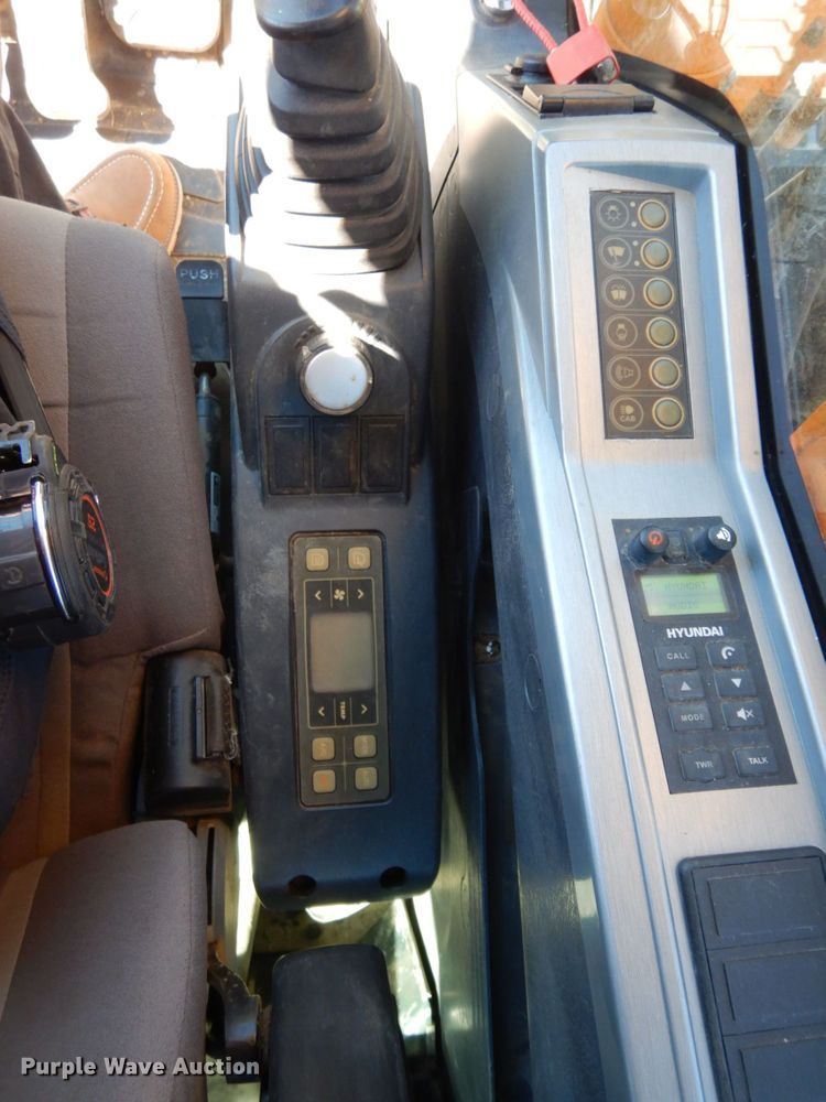 image for item DS1417 2014 Hyundai Robex 140LC-9A  excavator