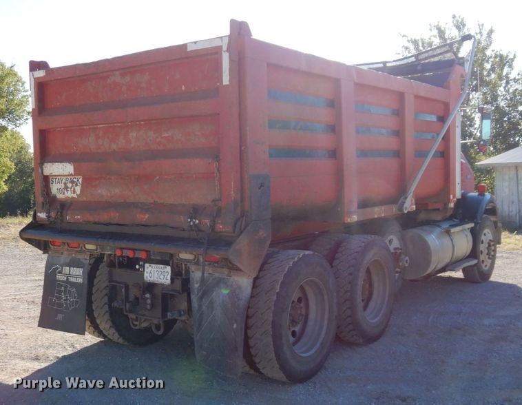 image for item DS1445 1999 Kenworth T800  dump truck