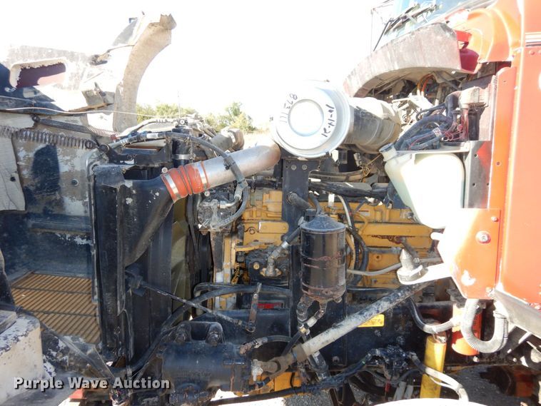 image for item DS1445 1999 Kenworth T800  dump truck