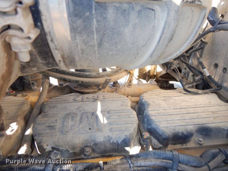 image for item DS1445 1999 Kenworth T800  dump truck