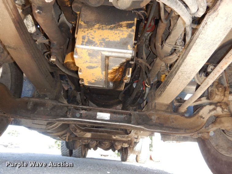 image for item DS1445 1999 Kenworth T800  dump truck