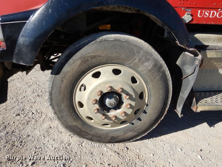 image for item DS1445 1999 Kenworth T800  dump truck