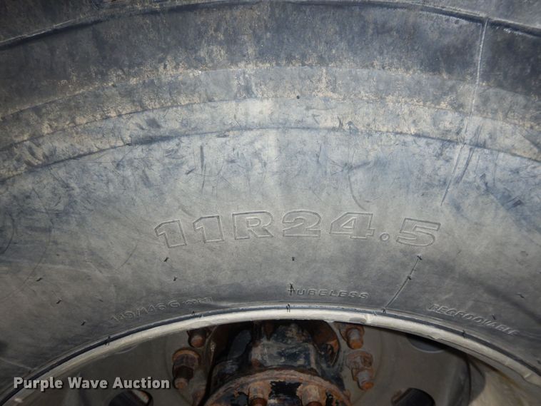 image for item DS1445 1999 Kenworth T800  dump truck