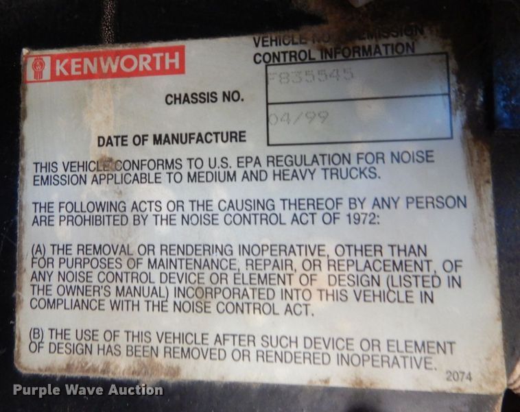 image for item DS1445 1999 Kenworth T800  dump truck