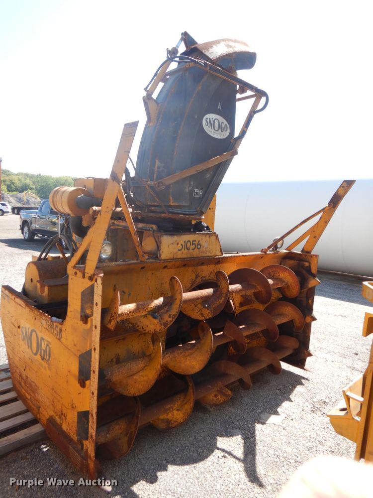 image for item DS8215 Snogo MP-3D  snow blower