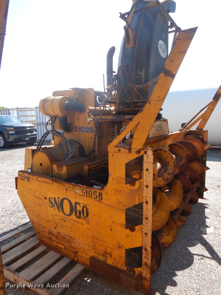 image for item DS8215 Snogo MP-3D  snow blower