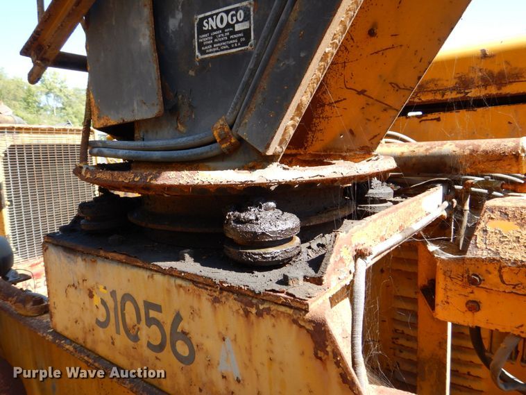 image for item DS8215 Snogo MP-3D  snow blower