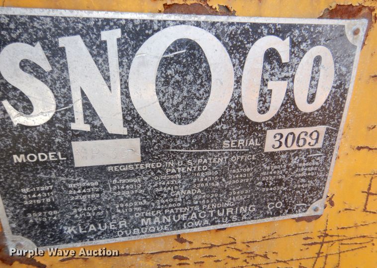 image for item DS8215 Snogo MP-3D  snow blower