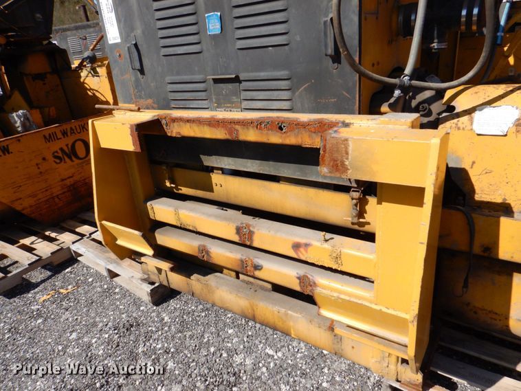 image for item DS8224 Snogo MP-3D  snow blower