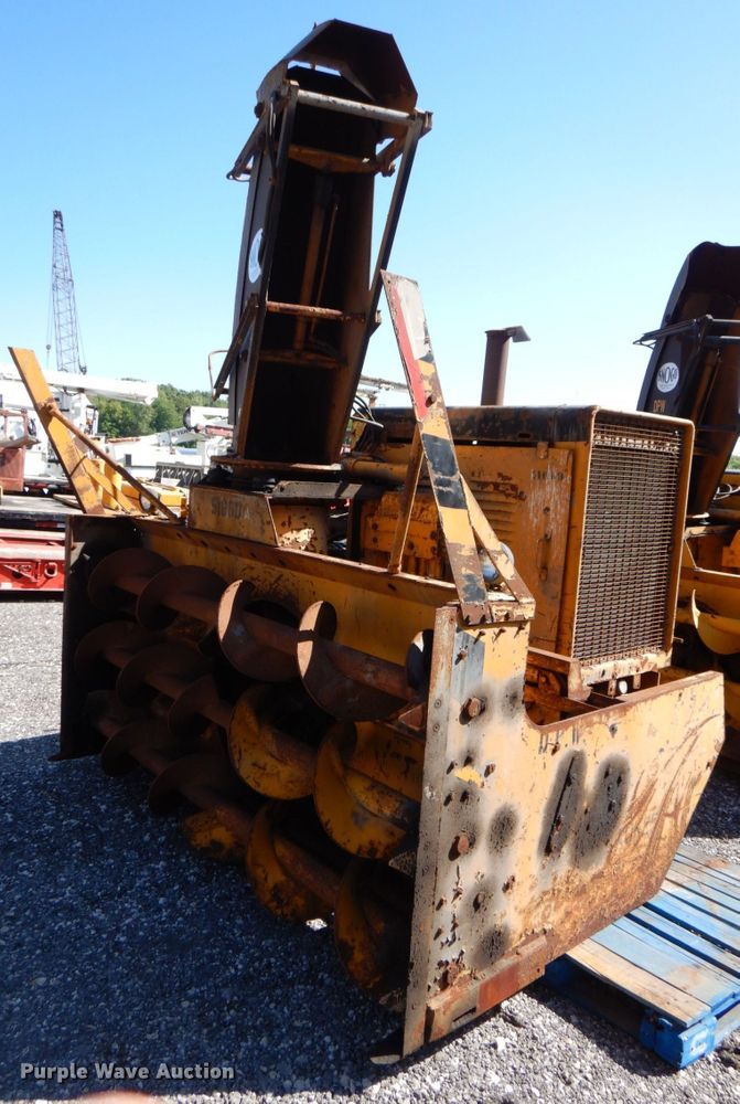 image for item DS8225 Snogo MP-3D  snow blower