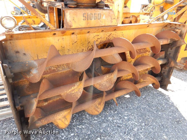 image for item DS8225 Snogo MP-3D  snow blower