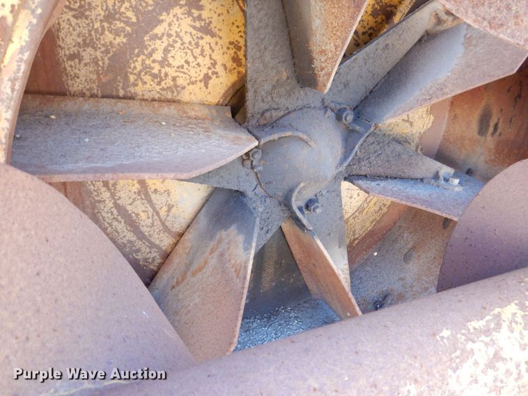 image for item DS8225 Snogo MP-3D  snow blower