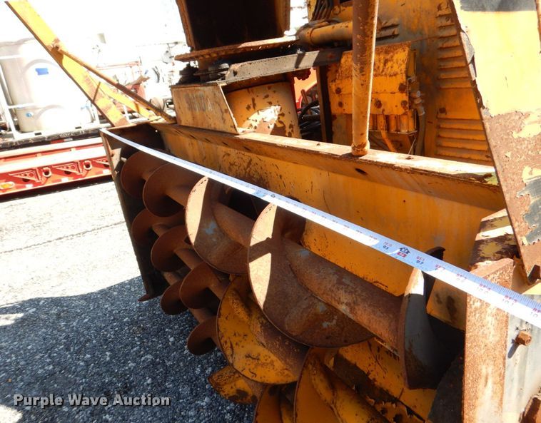 image for item DS8225 Snogo MP-3D  snow blower