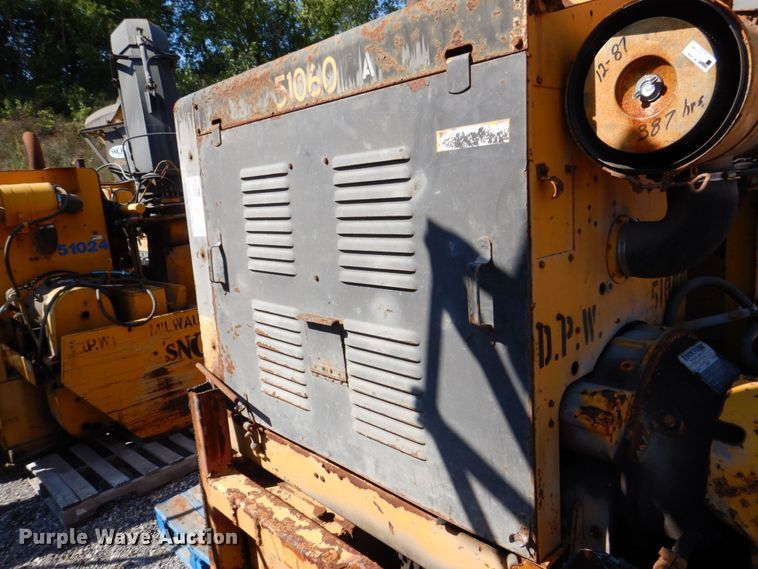 image for item DS8225 Snogo MP-3D  snow blower