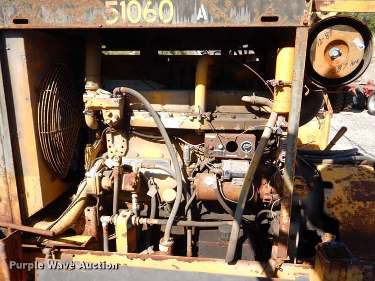 image for item DS8225 Snogo MP-3D  snow blower