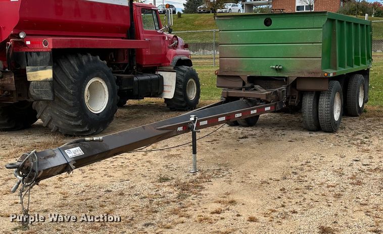 image for item DS8235 2000 Brady  end dump pup trailer