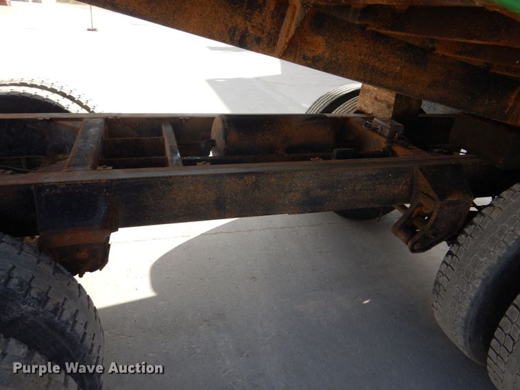 image for item DS8235 2000 Brady  end dump pup trailer