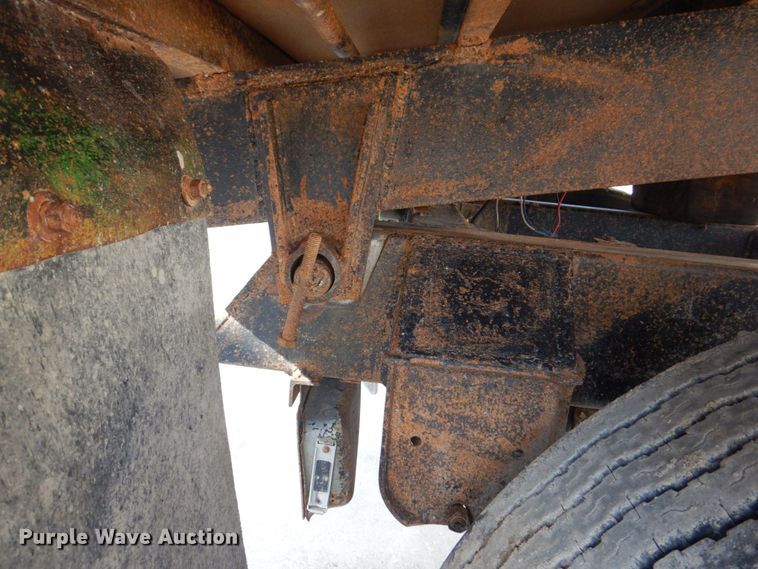 image for item DS8235 2000 Brady  end dump pup trailer