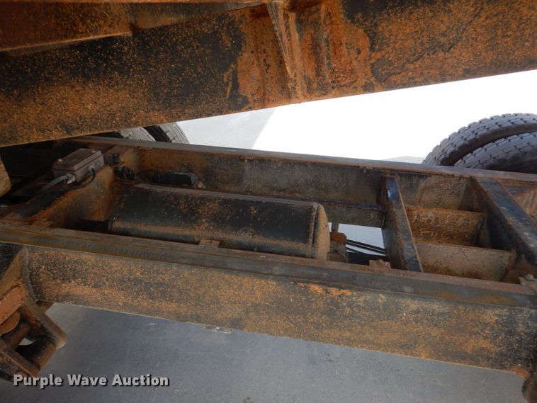 image for item DS8235 2000 Brady  end dump pup trailer