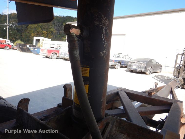 image for item DS8235 2000 Brady  end dump pup trailer