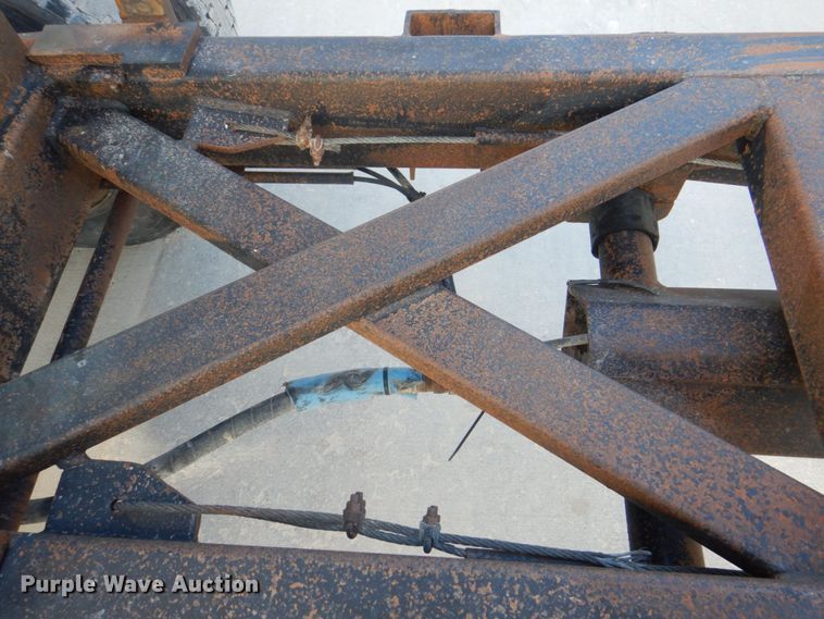 image for item DS8235 2000 Brady  end dump pup trailer