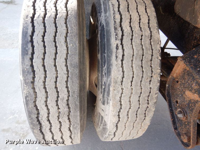 image for item DS8235 2000 Brady  end dump pup trailer