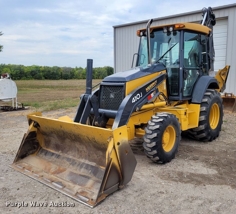 image for item FC9183 2011 John Deere 410J  backhoe