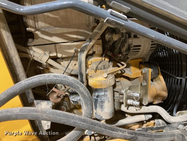 image for item FC9183 2011 John Deere 410J  backhoe