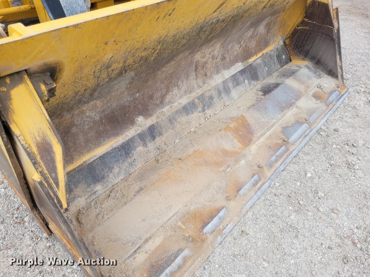 image for item FC9183 2011 John Deere 410J  backhoe