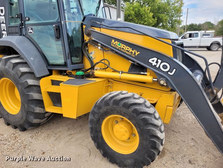 image for item FC9183 2011 John Deere 410J  backhoe