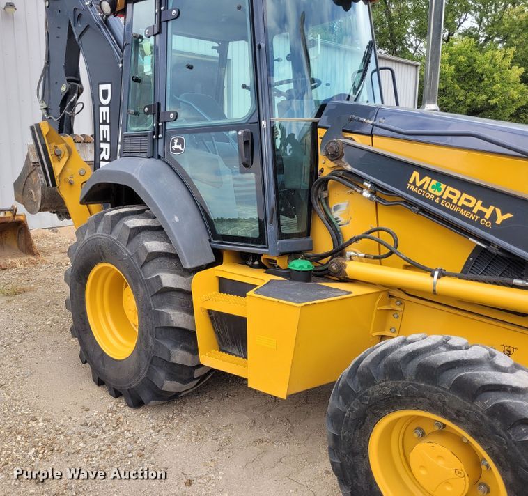 image for item FC9183 2011 John Deere 410J  backhoe