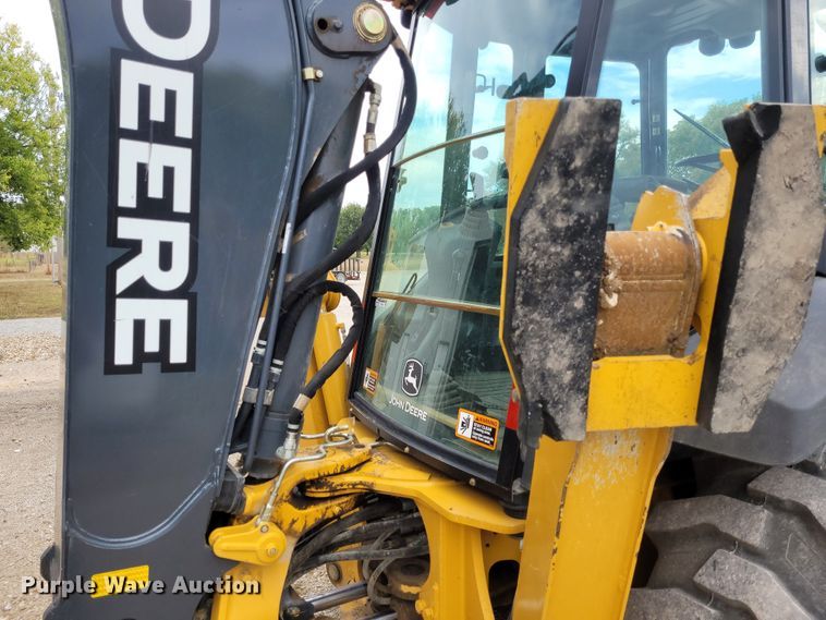 image for item FC9183 2011 John Deere 410J  backhoe